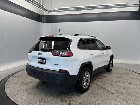 Used 2019 Jeep Cherokee Latitude Plus w/ Cold Weather Group AWD/4WD image 9