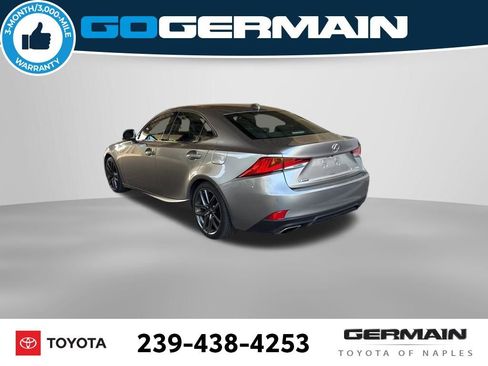 Used 2019 Lexus IS 300 F Sport w/ F Sport Package image 4