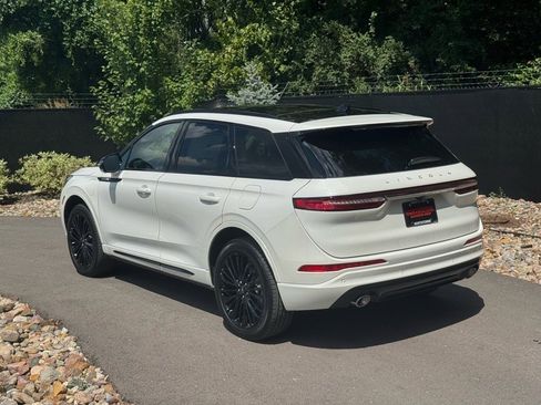 New 2025 Lincoln Corsair Grand Touring w/ Equipment Group 301A image 3