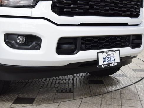 Used 2022 RAM 3500 Big Horn w/ Night Edition image 11