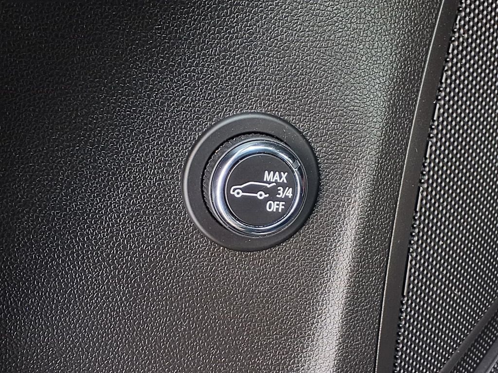 Used 2022 Buick Envision Preferred FWD image 12