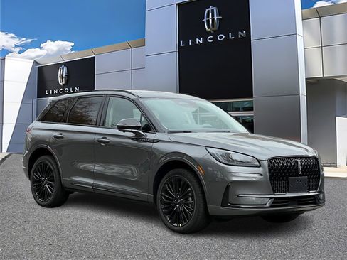 New 2026 Lincoln Corsair Premiere image 1