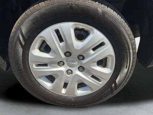 Used 2020 Dodge Journey SE w/ SE Popular Equipment Group FWD image 35