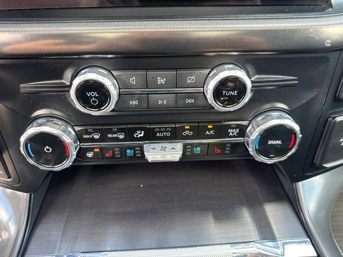 Used 2024 Ford F150 Lariat w/ Equipment Group 502A High AWD/4WD image 27