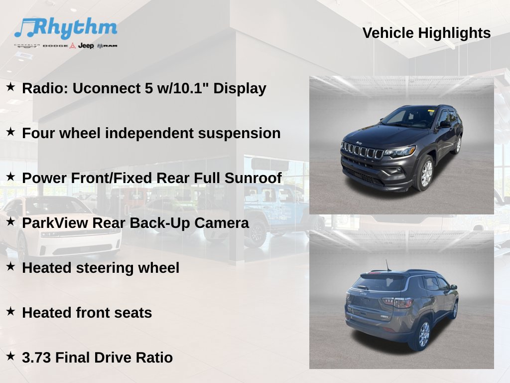 Used 2024 Jeep Compass Latitude w/ Sun and Sound Group AWD/4WD image 11