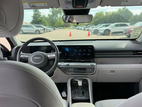 Certified 2024 Hyundai Kona SEL AWD/4WD image 7