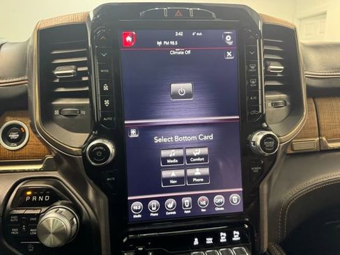 Used 2019 RAM 1500 Laramie Longhorn image 20