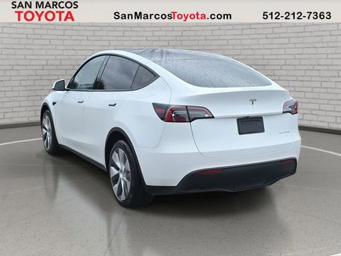 Used 2023 Tesla Model Y Long Range image 7