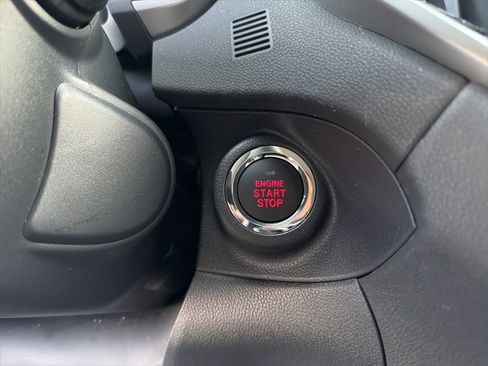 Certified 2025 Subaru Ascent Premium image 32