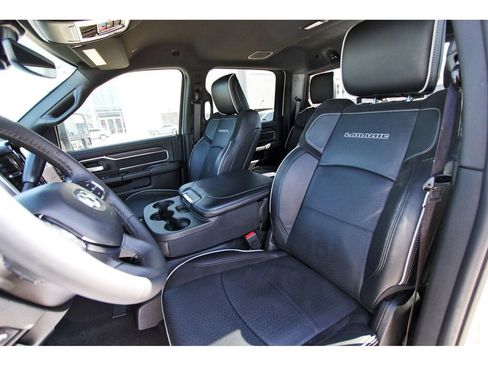 Used 2026 RAM 2500 Laramie AWD/4WD image 27