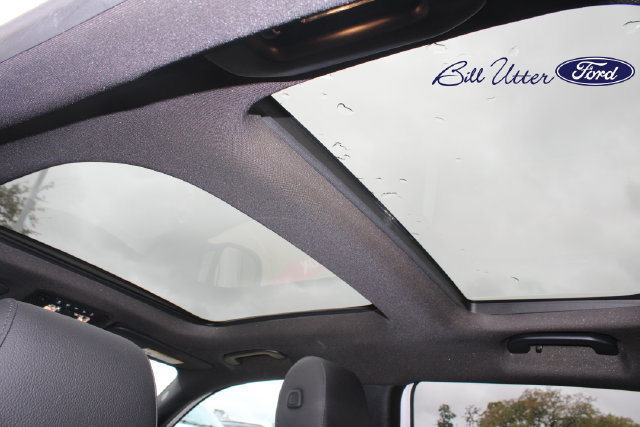 Used 2025 Mercedes-Benz GLB 250 4MATIC image 17
