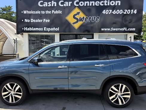 Used 2018 Honda Pilot Touring image 9