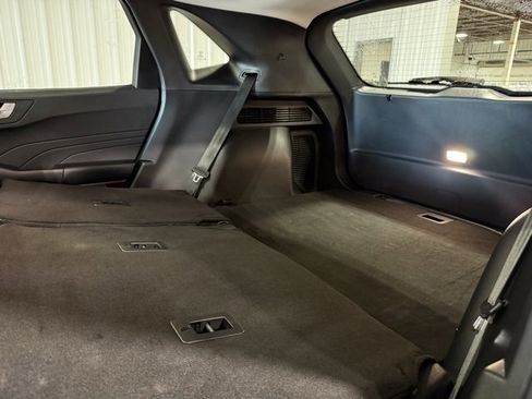 Used 2024 Ford Escape Platinum image 30