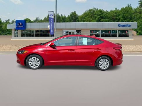 Used 2017 Hyundai Elantra SE w/ Cargo Package FWD image 10