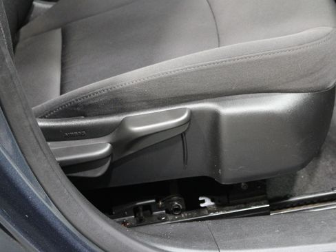 Used 2020 Chevrolet Malibu LT FWD image 27