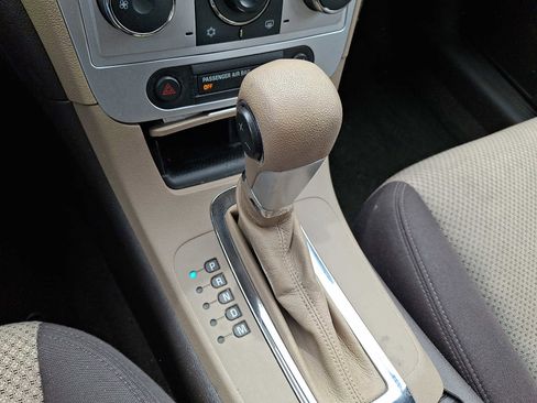 Used 2011 Chevrolet Malibu LS FWD image 14