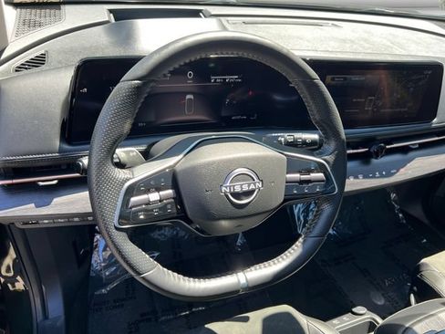 Used 2023 Nissan Ariya FWD image 13