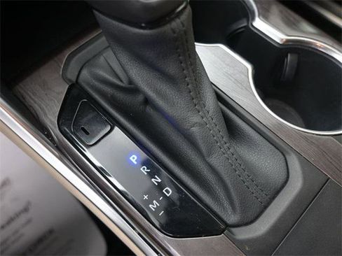 Certified 2021 Toyota Highlander Platinum image 3