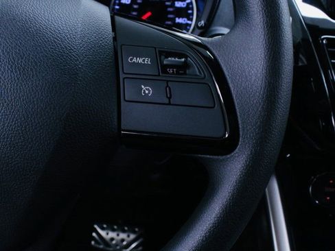 Used 2024 Mitsubishi Eclipse Cross SE image 11