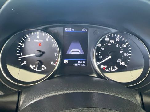 Used 2018 Nissan Rogue SV w/ Sun & Sound Touring Package AWD/4WD image 64