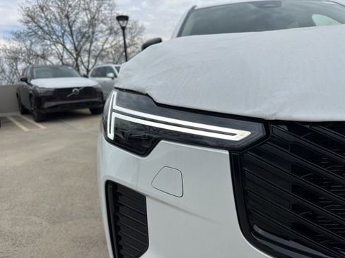 New 2026 Volvo XC90 B6 Ultra w/ Protection Package image 10