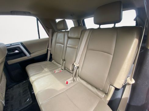 Used 2014 Toyota 4Runner Limited image 24