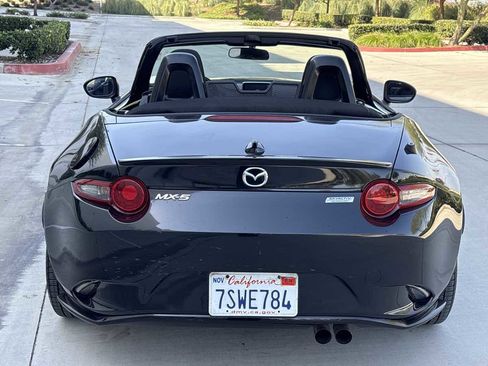 Used 2016 MAZDA MX-5 Miata Club RWD image 7