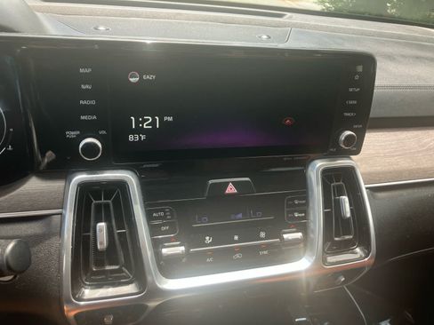 Used 2021 Kia Sorento SX Prestige AWD/4WD image 17