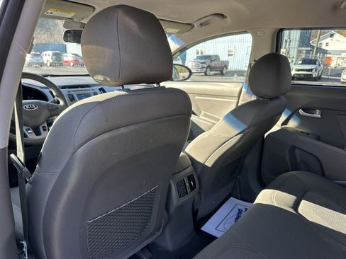 Used 2016 Kia Sportage LX w/ LX Popular Package image 20