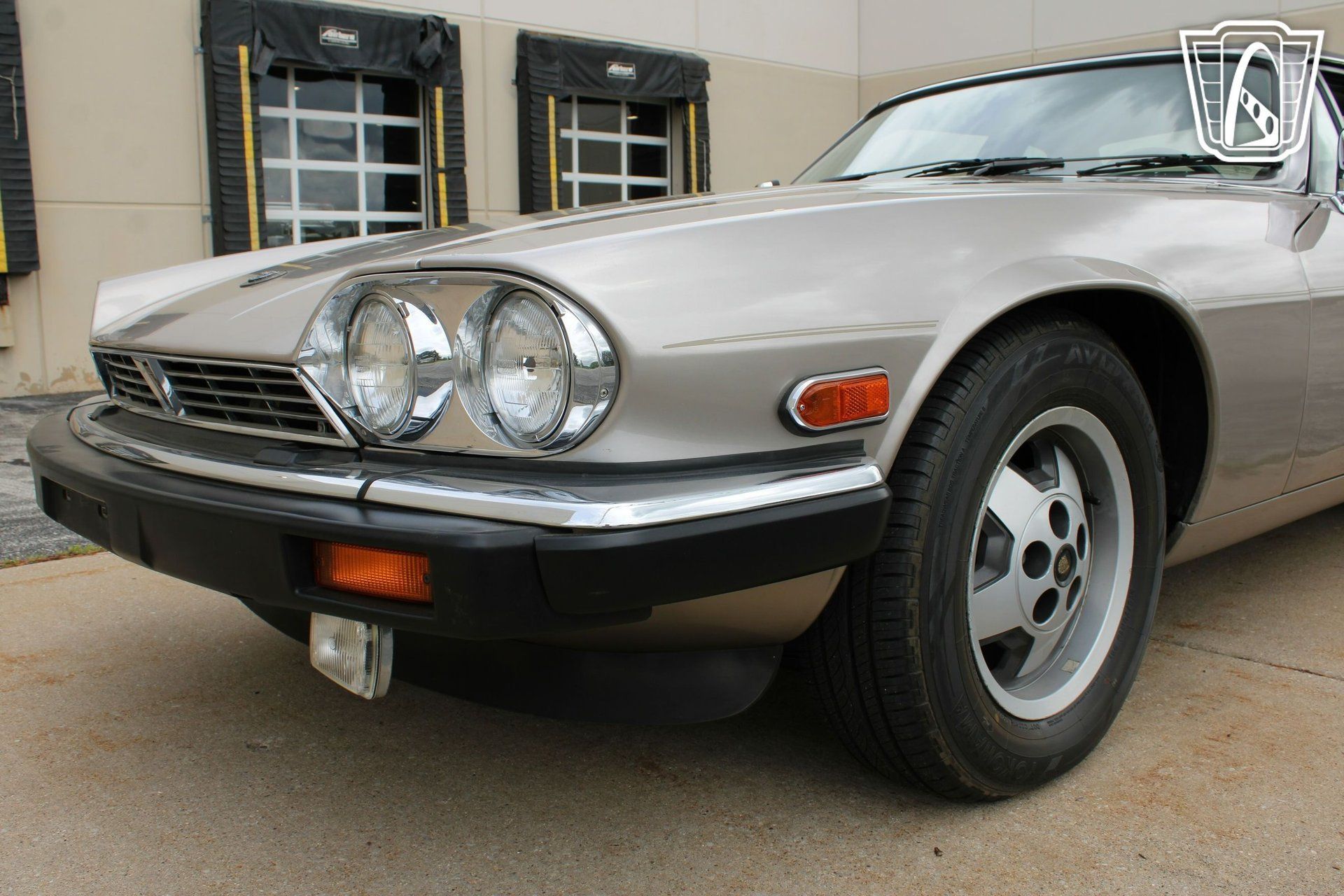 Used 1988 Jaguar XJS V12 Convertible RWD image 37