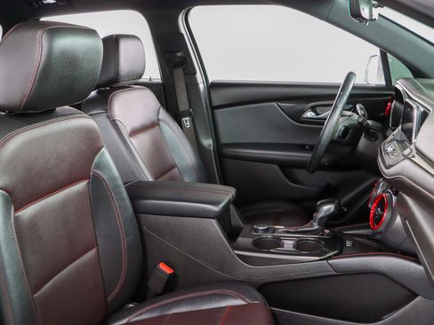 Used 2019 Chevrolet Blazer RS FWD image 28