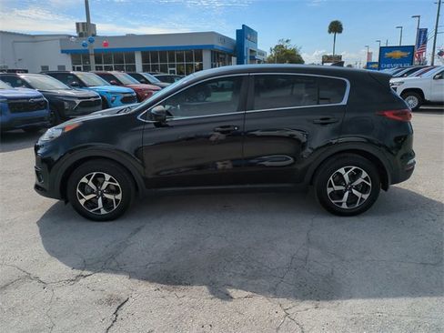 Used 2021 Kia Sportage LX image 8