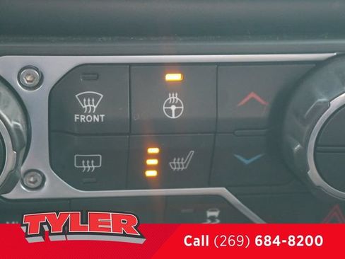 Used 2022 Jeep Gladiator Mojave AWD/4WD image 47