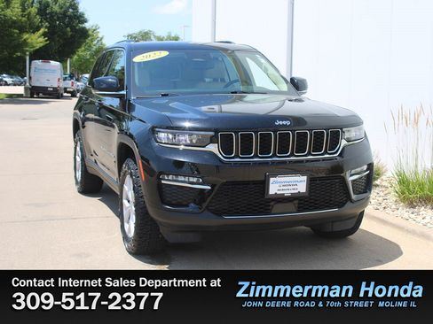 Used 2022 Jeep Grand Cherokee Limited AWD/4WD image 3