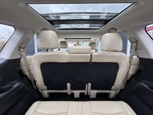 Used 2018 INFINITI QX60 Luxe w/ Deluxe Technology Package image 23