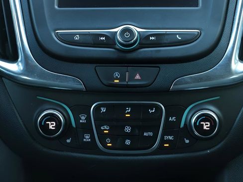 Used 2024 Chevrolet Equinox LT image 25