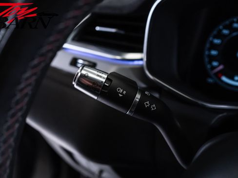 Used 2021 Jaguar F-PACE SVR AWD/4WD image 36