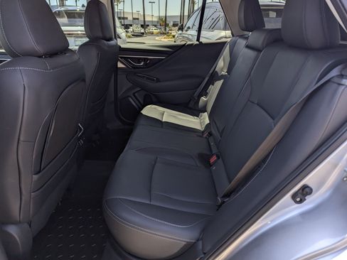 Used 2023 Subaru Outback Touring XT AWD/4WD image 8