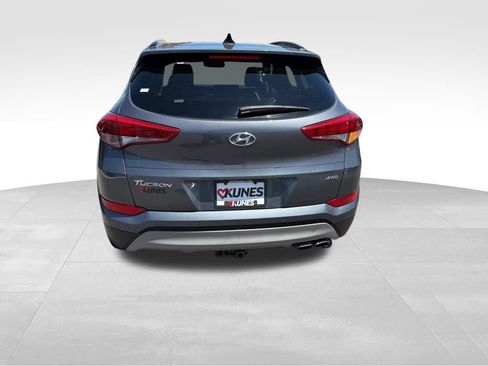 Used 2018 Hyundai Tucson Value AWD/4WD image 9