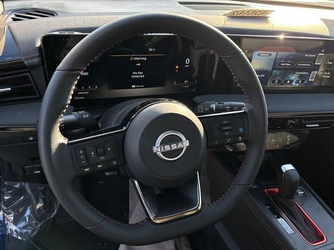 New 2025 Nissan Kicks SR image 5