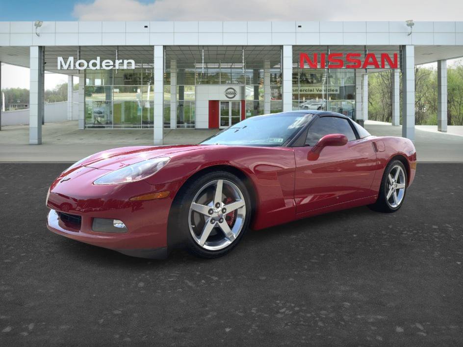 Used 2005 Chevrolet Corvette Coupe w/ Preferred Equipment Group RWD image 1