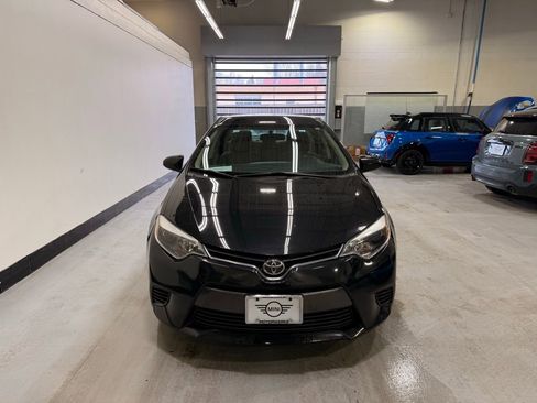 Used 2015 Toyota Corolla LE image 8