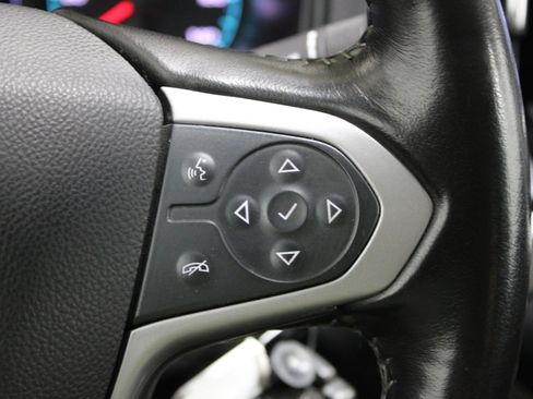 Used 2022 Chevrolet Colorado LT w/ Fleet Safety Package RWD image 10