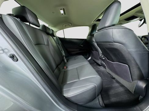 Used 2023 Lexus ES 250 w/ Premium Package AWD/4WD image 29