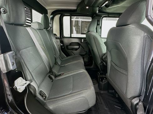 Used 2025 Jeep Gladiator Sport AWD/4WD image 30