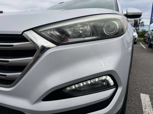 Used 2016 Hyundai Tucson Limited w/ Option Group 03 AWD/4WD image 10