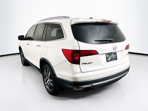 Used 2017 Honda Pilot Elite image 5