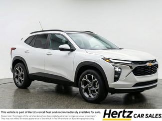 Used 2025 Chevrolet Trax LT w/ LT Convenience Package video 1