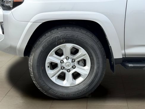 Used 2022 Toyota 4Runner SR5 Premium w/ Moonroof Package image 42