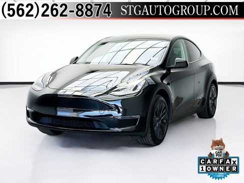 Used 2024 Tesla Model Y Long Range RWD image 1